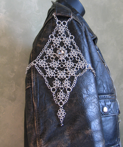 Japanese Lace Jacket Chain